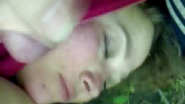 Slăbănog! A trebuit să mă mulțumesc cu sex cu batrane masturbare.