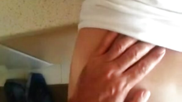 Sânii sunt meniți să fie făcuți. porno cu babe batrane