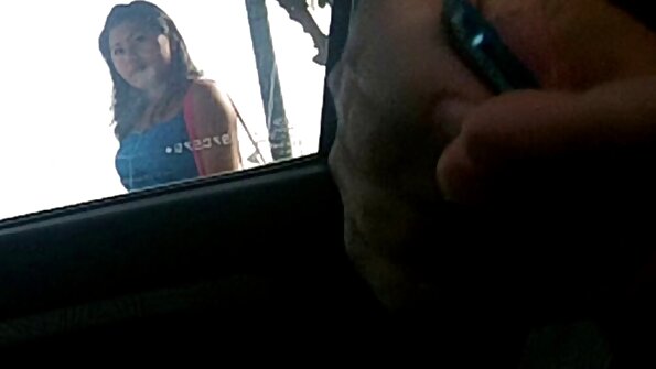 Antrenorul meu mă deranjează când soțul meu nu este filme porno cu femei foarte bătrâne acasă.