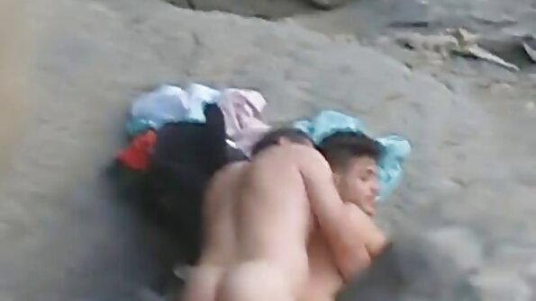 Soția înșeală, dorea asta filme porno cu negrese batrane de mult timp.