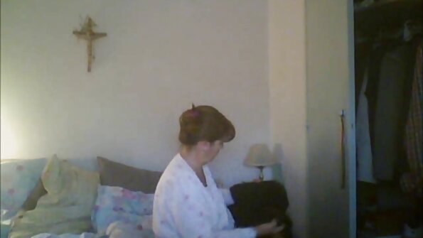 Cowgirl-urilor le place cel mai pizde bătrâne adesea să fie furate în fund.
