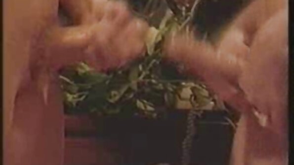 Nu filme porno cu profesoare batrane a mers cu prietena mamei.