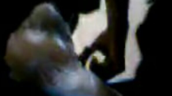 Nepoliticos este cel filme porno cu negrese batrane de-al doilea sine al meu.
