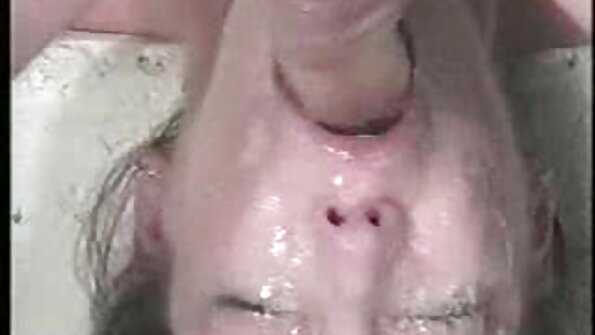 Sex la fermă. video porno cu batrane